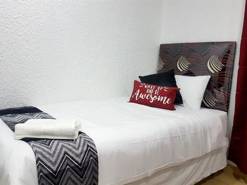 Villa Magia twin room